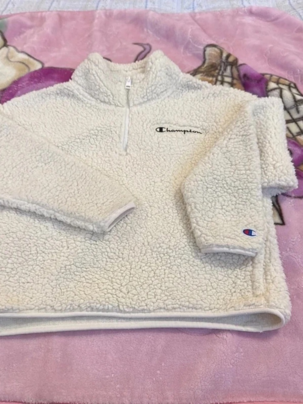 Cream Champion sweater
